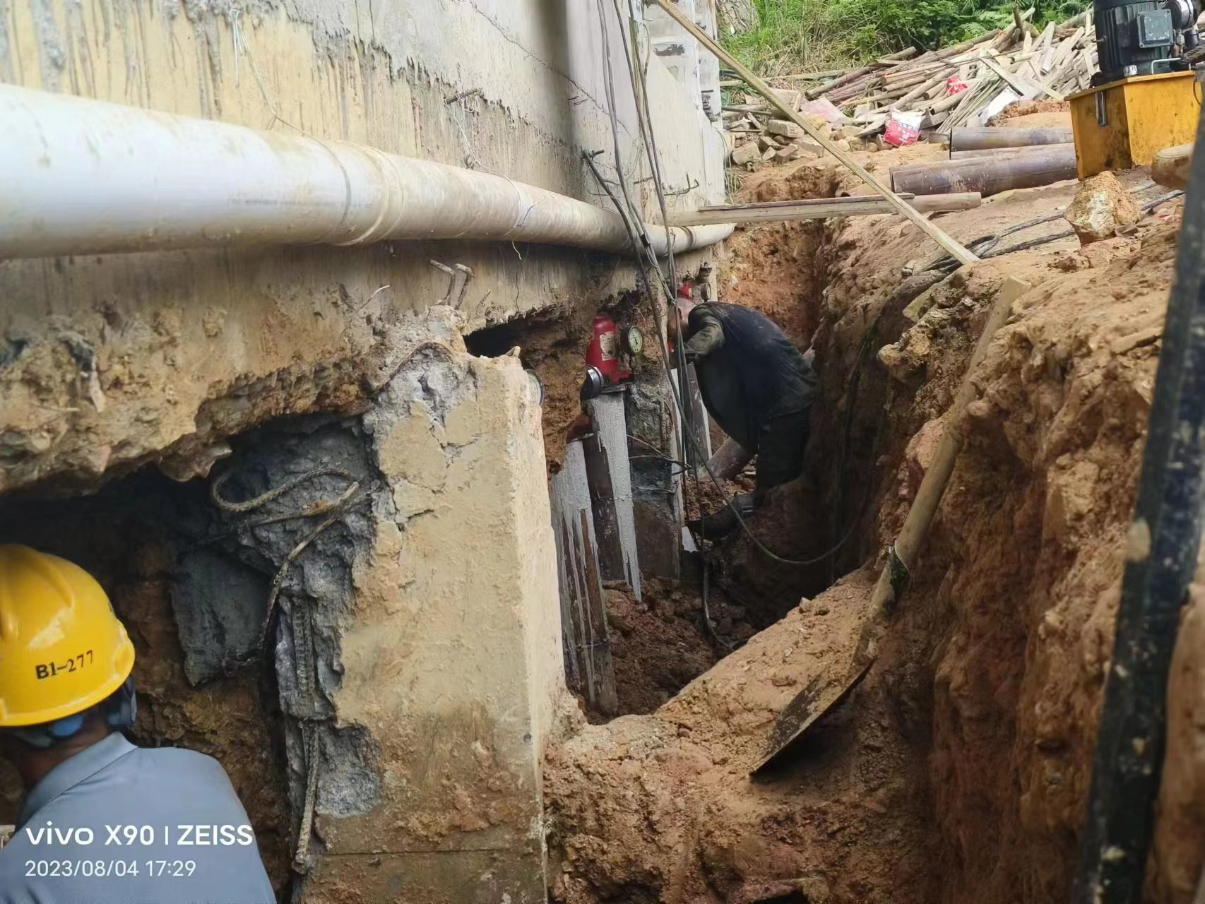 东方华侨农场地基下沉导致房子倾斜怎么办